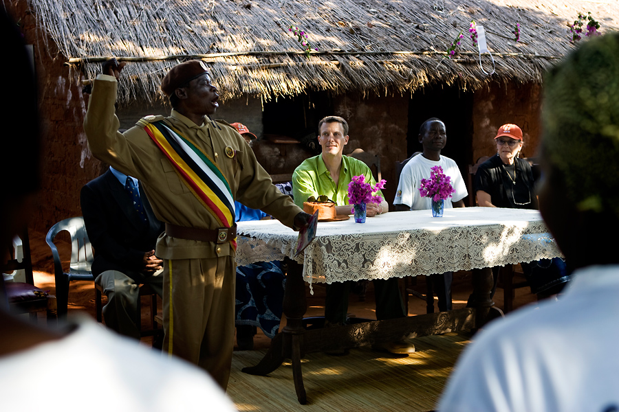  : H.K.H. Prins Joachim i Mozambique : Lars H. Laursen 